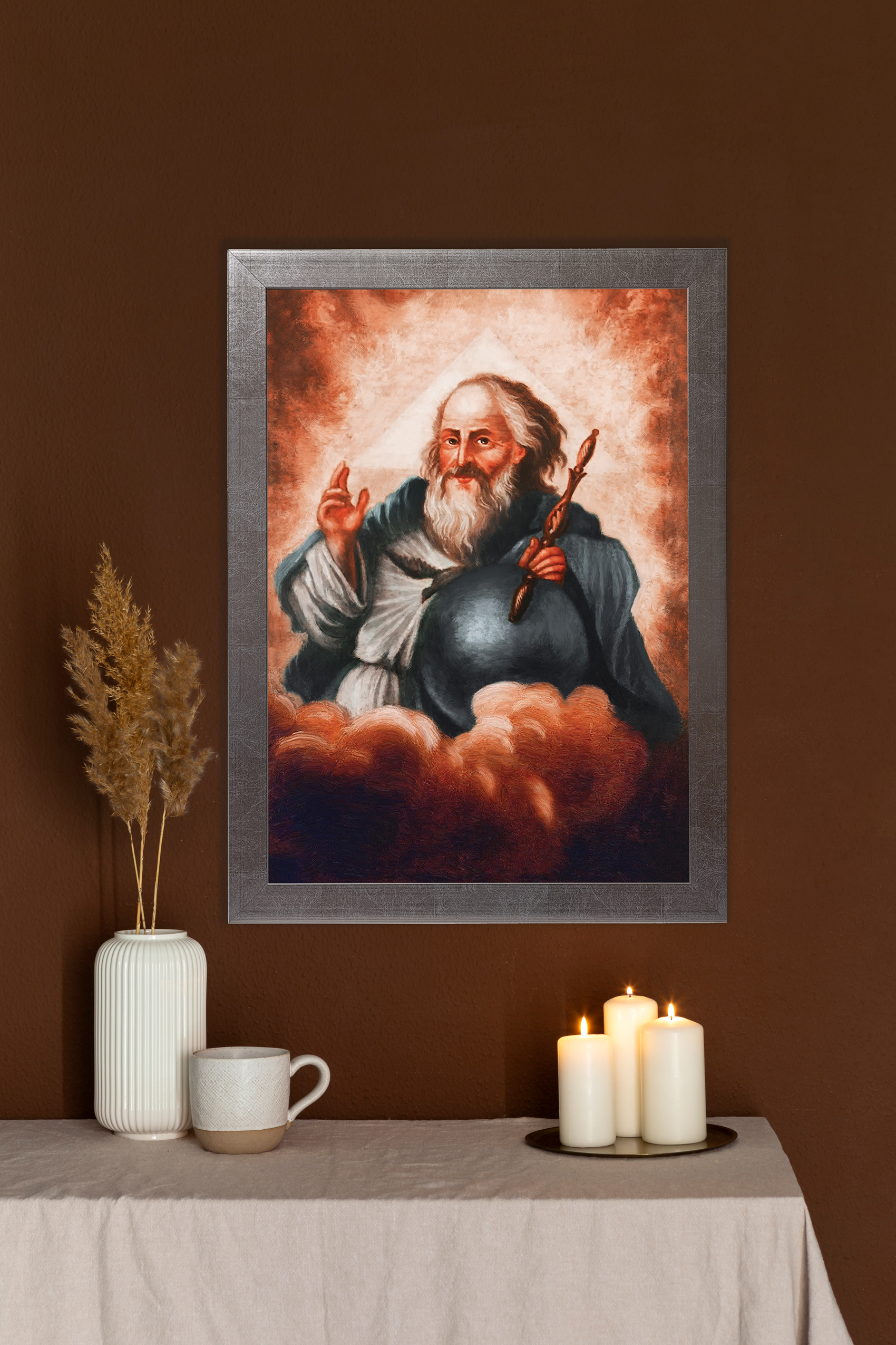 Cudowny obraz Boga Ojca na płótnie oprawiony w ramę E w kolorze srebrnym.